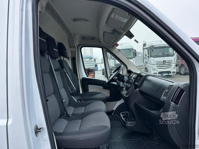 Furgoneta FIAT Ducato Transporter 2.3 Maxi L3H2 Kamera TÜV1/26