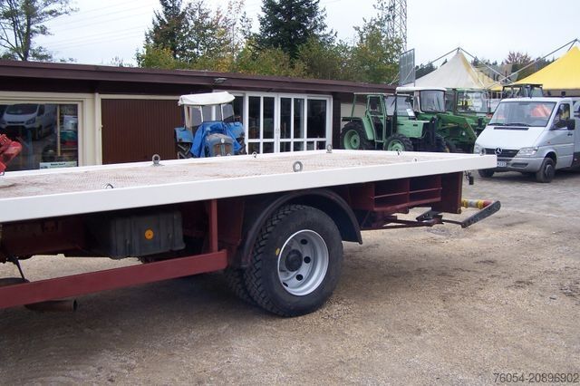 Tovornjak s ploščadjo IVECO FIAT