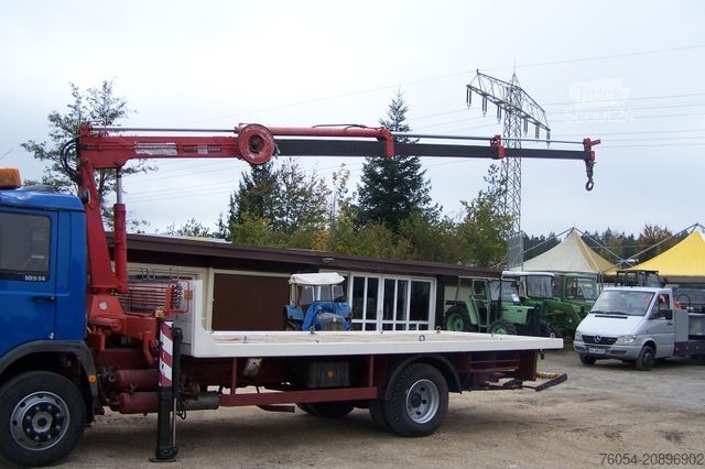 Tovornjak s ploščadjo IVECO FIAT