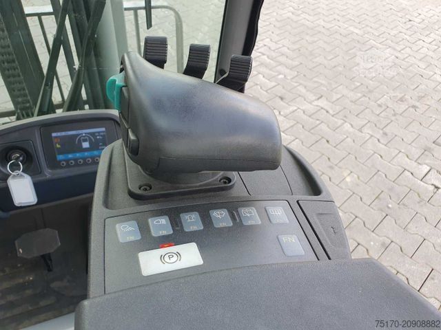 Carretilla elevadora frontal JUNGHEINRICH EFG 215 / Triplex: 4.25m! / SS / nur 2.184h!