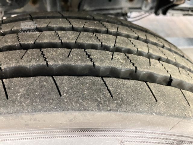 Furgoneta caja MAN TGL 8.180 BL 2xAHK Koffer LBW erst 78 tsd km