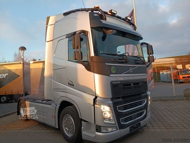 Standardowy ciągnik siodłowy VOLVO FH460 Globe FullSpoiler TV I-PARC 2xTank German