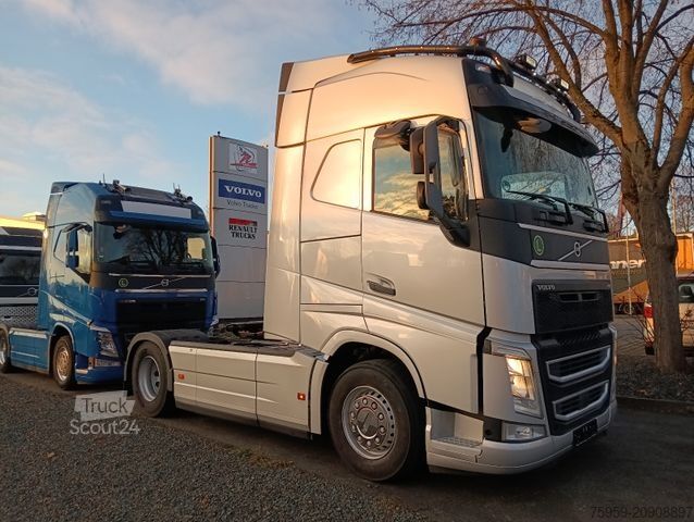 Standardowy ciągnik siodłowy VOLVO FH460 Globe FullSpoiler TV I-PARC 2xTank German