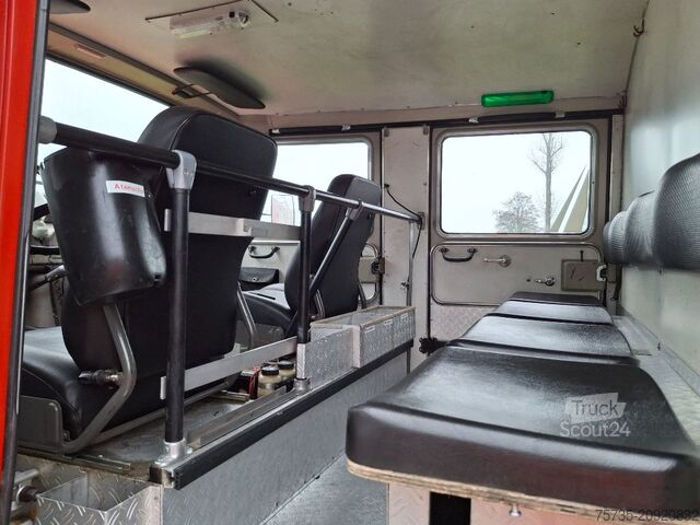 Véhicule de lutte contre les incendies MERCEDES-BENZ LAF 1113