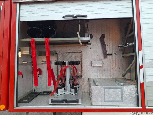 Véhicule de lutte contre les incendies MERCEDES-BENZ LAF 1113