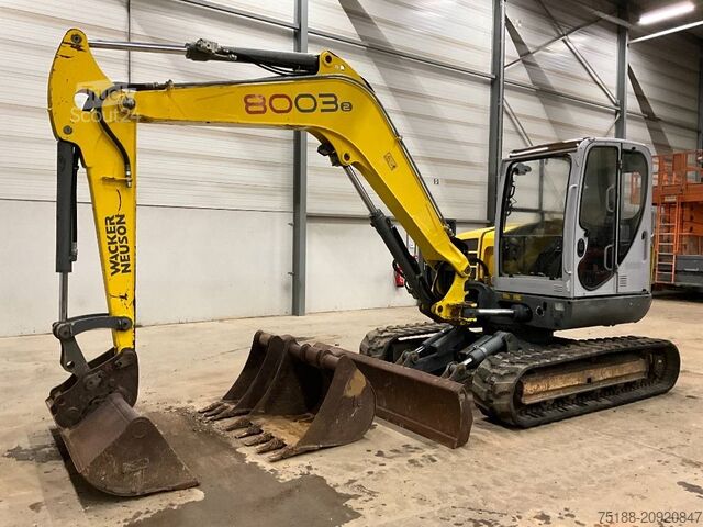 Midi-Pelle Neuson 8003