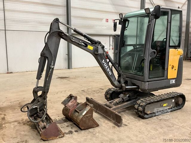 Mini ekskavatör Volvo EC 18 C