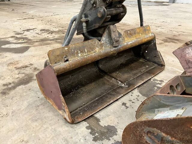 Mini ekskavatör Volvo EC 18 C