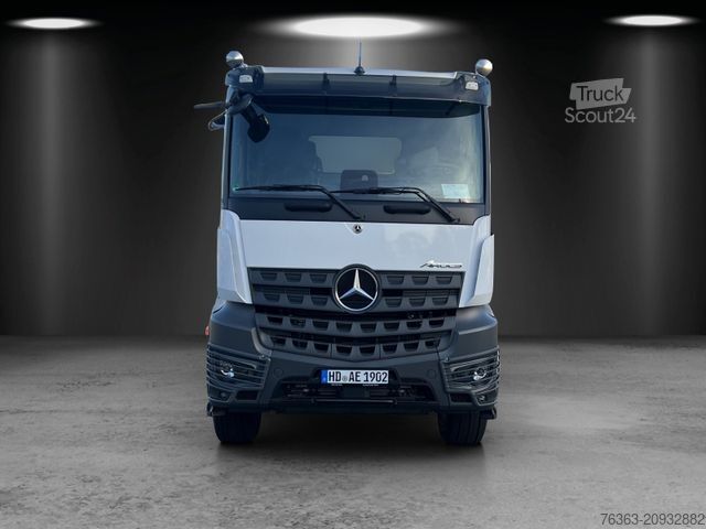 Üç taraflı damperli kamyon MERCEDES-BENZ Arocs 2651 K 6x4 Meiller Trigenius Bordmatik