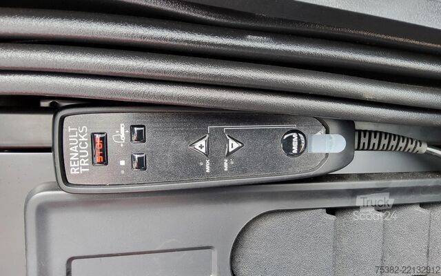 Autonkuljetuspakettiauto Renault T 4x2 - 64-BXN-1 - OPRIJWAGEN - STANDAIRCO - LA...