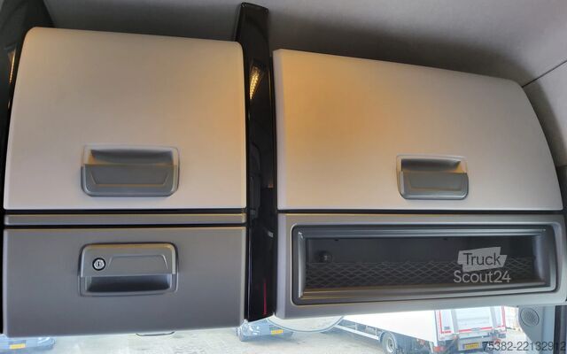 Autonkuljetuspakettiauto Renault T 4x2 - 64-BXN-1 - OPRIJWAGEN - STANDAIRCO - LA...
