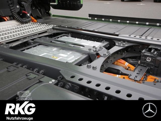 Chasis de camión MERCEDES-BENZ Actros e600 LS 4x2 Perf 4xSHZ ACC AHK AUT LED