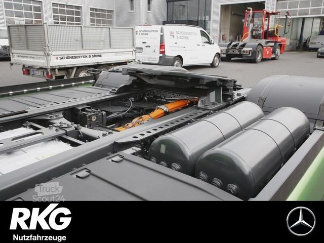 Chasis de camión MERCEDES-BENZ Actros e600 LS 4x2 Perf 4xSHZ ACC AHK AUT LED