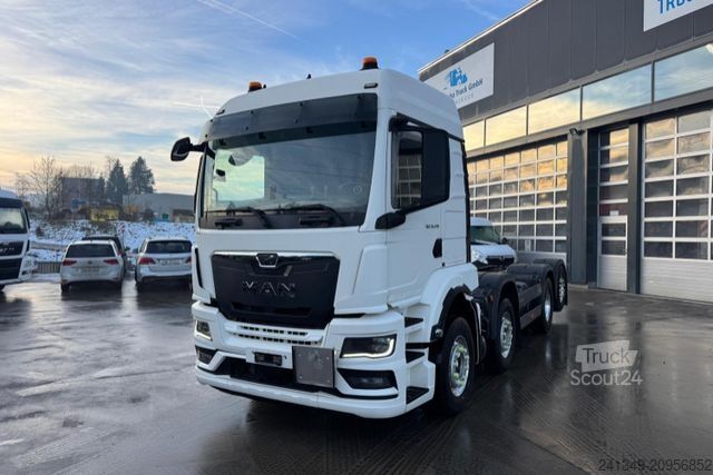 Podwozie ciężarówki MAN TGS 35.470 8x2
