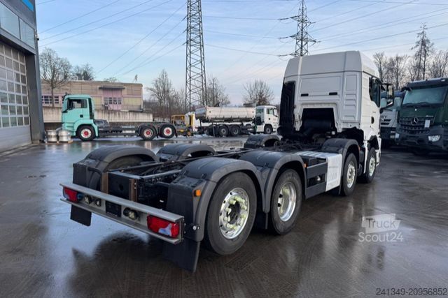 Podwozie ciężarówki MAN TGS 35.470 8x2