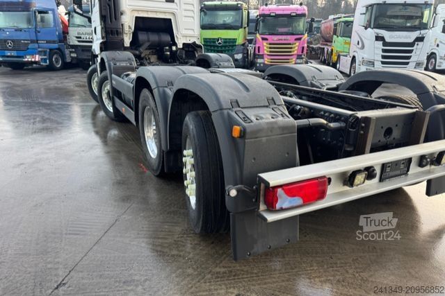 Podwozie ciężarówki MAN TGS 35.470 8x2