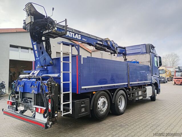 Причіп-платформа Mercedes-Benz 2545