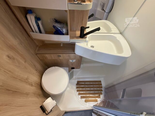 Camping-car semi-intégré EURA MOBIL PROFILA RS 695 EB, Max 4,4 t, 180 PS, Dachklima