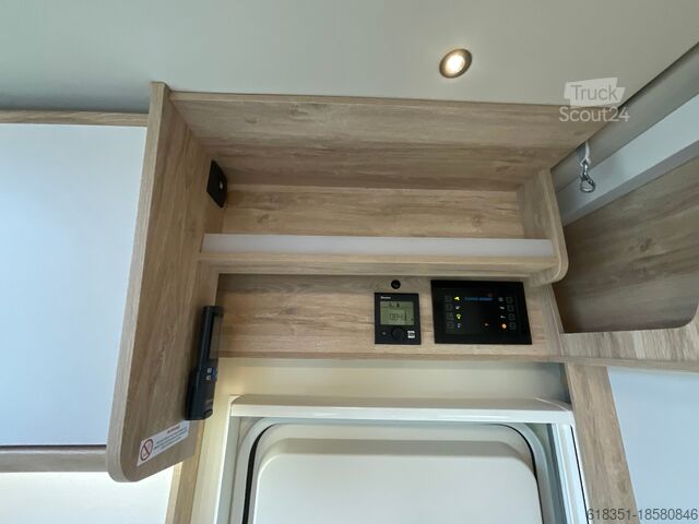 Camping-car semi-intégré EURA MOBIL PROFILA RS 695 EB, Max 4,4 t, 180 PS, Dachklima