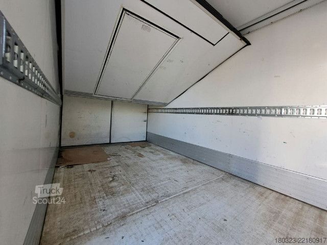 شاحنة بدن معزول مبرد IVECO 70C17