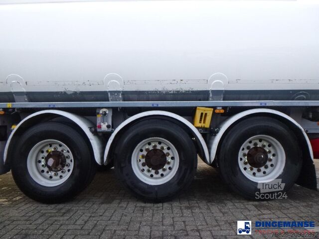 Réservoir L.A.G. Fuel tank alu 44.4 m3 / 6 comp + pump