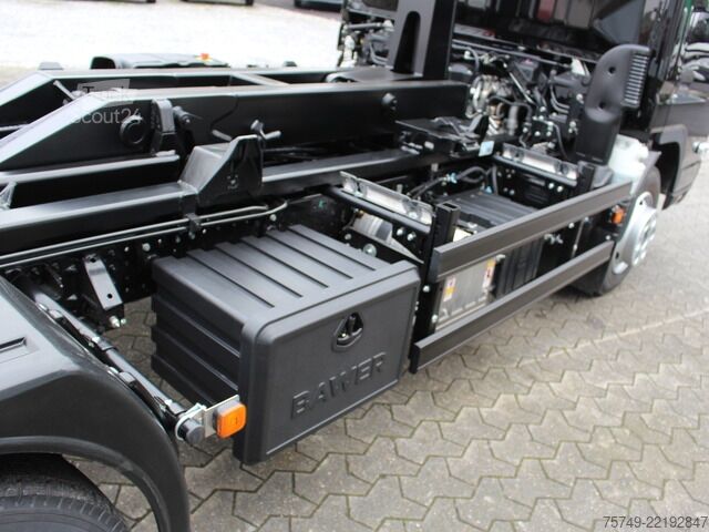 Kroghejselastbil Fuso Canter FUSO 9C18  City Abrollkipper Hooklift Black Edition