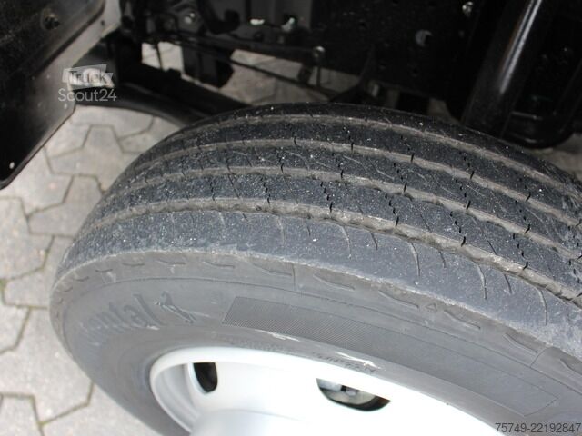 Kroghejselastbil Fuso Canter FUSO 9C18  City Abrollkipper Hooklift Black Edition