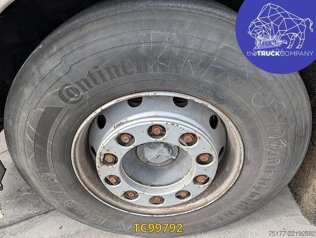 الهيكل مع كابينة السائق DAF XF 440