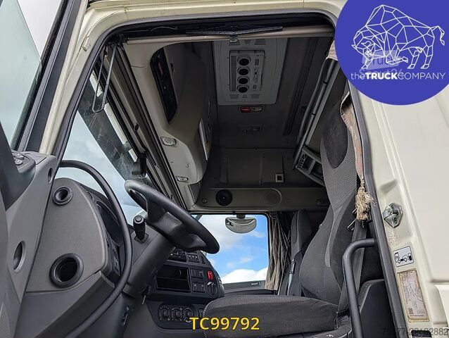 Châssis avec cabine DAF XF 440