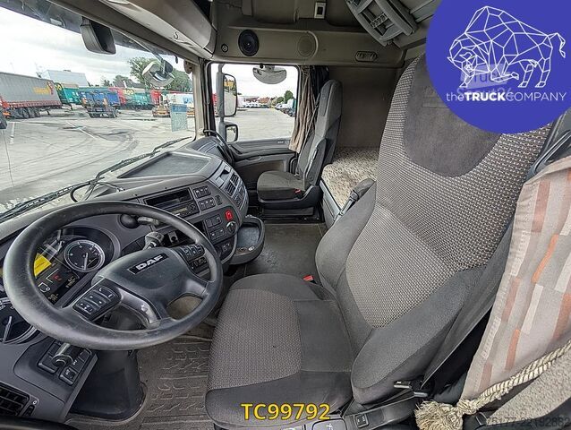 Châssis avec cabine DAF XF 440