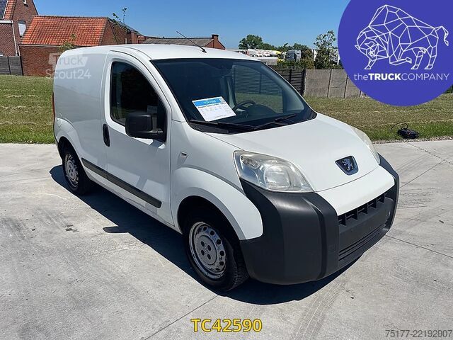 Slēgtais furgons Peugeot Bipper 1.2 HDI - AIRCO