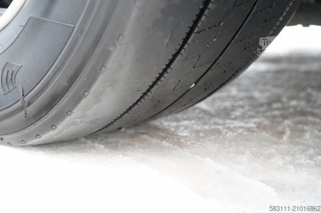 Camion jumbo SCANIA P 280 / SOLÓWKA / FIRANKA - 7,70 M / 4X2  / WECO