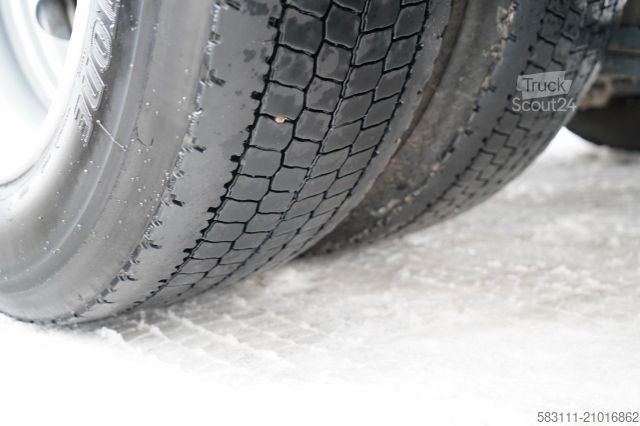 Camion jumbo SCANIA P 280 / SOLÓWKA / FIRANKA - 7,70 M / 4X2  / WECO