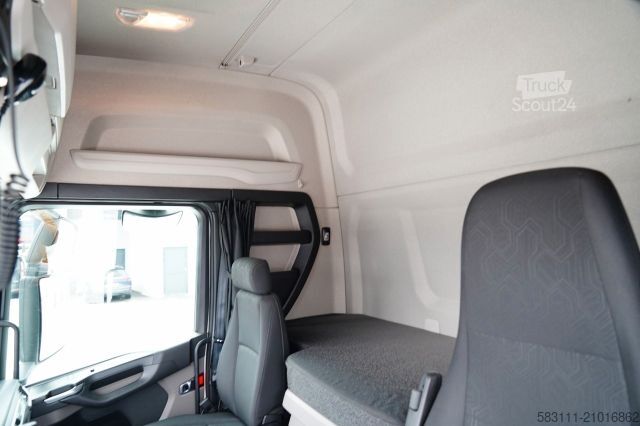 Camion jumbo SCANIA P 280 / SOLÓWKA / FIRANKA - 7,70 M / 4X2  / WECO