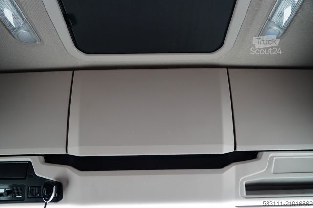 Camion jumbo SCANIA P 280 / SOLÓWKA / FIRANKA - 7,70 M / 4X2  / WECO