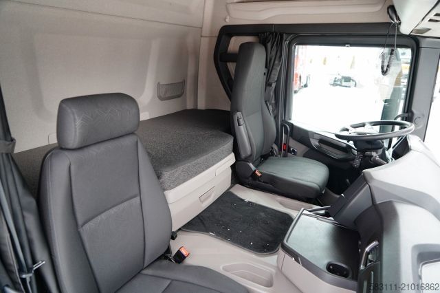 Camion jumbo SCANIA P 280 / SOLÓWKA / FIRANKA - 7,70 M / 4X2  / WECO