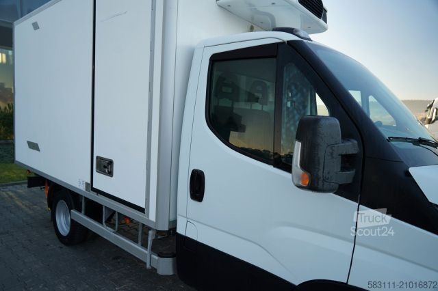 Koelwagen met geïsoleerde laadbak IVECO DAILY 35-130 / CH?ODNIA / AGREGAT CARRIER PULSOR