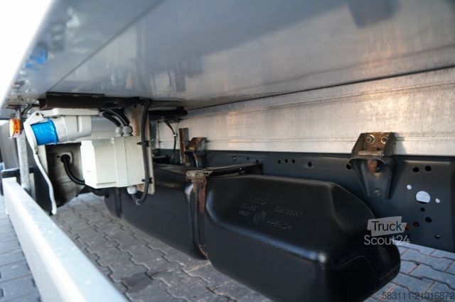 Koelwagen met geïsoleerde laadbak IVECO DAILY 35-130 / CH?ODNIA / AGREGAT CARRIER PULSOR