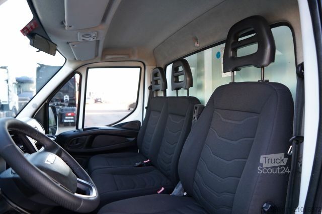 Koelwagen met geïsoleerde laadbak IVECO DAILY 35-130 / CH?ODNIA / AGREGAT CARRIER PULSOR