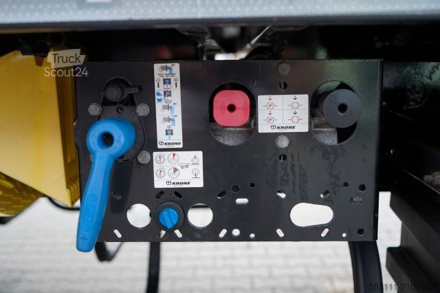 Auflieger mit Pritsche & Plane KRONE FIRANKA / STANDARD / O? PODNOSZONA / OSIE KRONE/