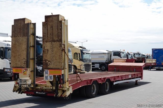 Низкорамный полуприцеп  LAWETA NISKOPODWOZIOWA / NAJAZDY HYDRAULICZNE /