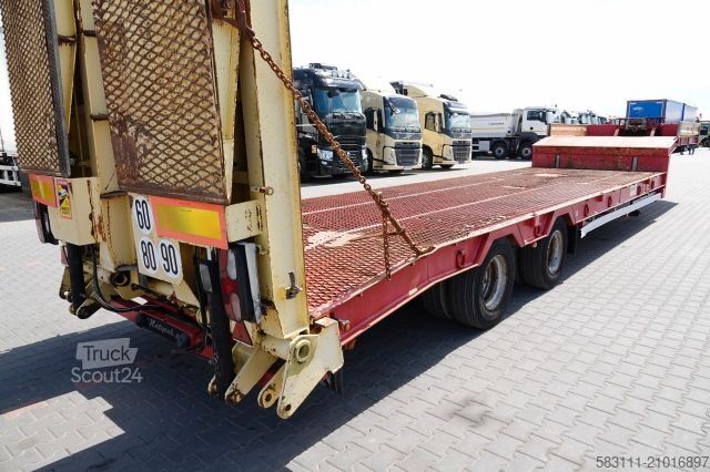 Низкорамный полуприцеп  LAWETA NISKOPODWOZIOWA / NAJAZDY HYDRAULICZNE /
