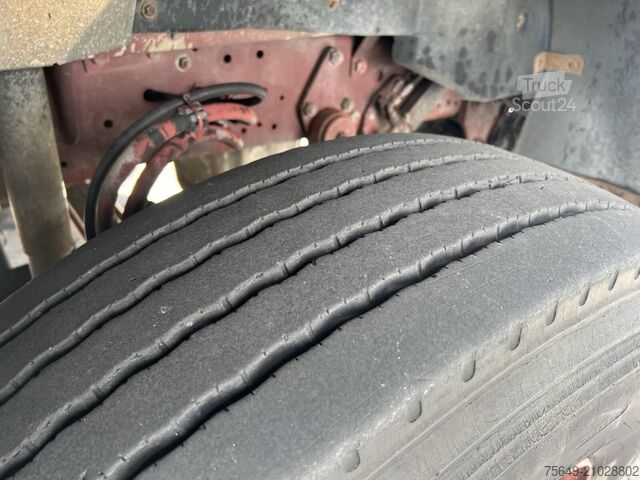 Вантажівка з відкритою платформою Mercedes-Benz SK 2435 L 6x2 SK 2435 L 6x2, V8