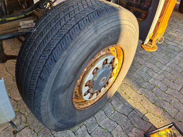 Grue à tour Mercedes-Benz Atego 1823 AK 4x4 Atego 1823 AK 4x4, Winterdienstausstattung, Kran Atlas 85.2, Funk