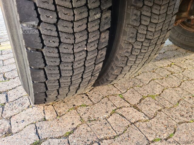 Grue à tour Mercedes-Benz Atego 1823 AK 4x4 Atego 1823 AK 4x4, Winterdienstausstattung, Kran Atlas 85.2, Funk