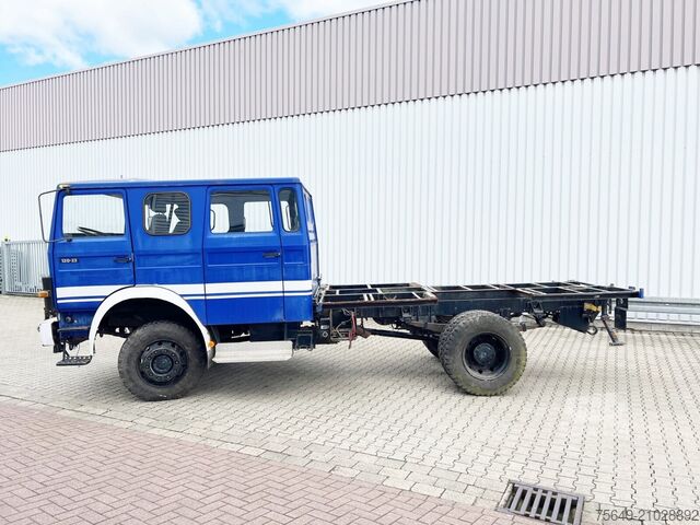Châssis de camion Iveco-Magirus 120-23 AW 4x4 Doka 120-23 AW 4x4 Doka, V8-Motor, Seilwinde