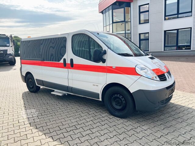 Camion de pompiers Renault Trafik 2.0 dCi115 4x2 Trafik 2.0 dCi115 4x2, Krankentransporter