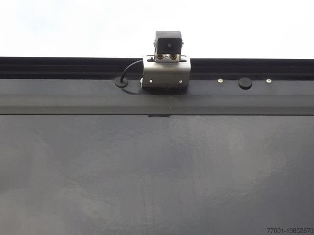 Skriňová dodávka IVECO 50C18HA8/P