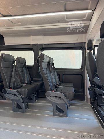 Minibus FIAT Opel Movano und Ducato Flexiboden 6 Schienen