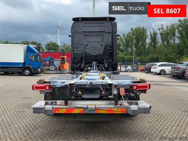 Vaihtolavakuorma-auto MERCEDES-BENZ Actros 2553 / Retarder / Ladebordwand /Lenkachse
